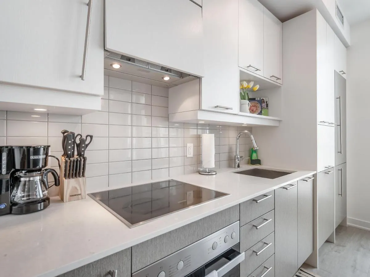 Executive 1 Bedroom In Toronto'S Entertainment District شقة